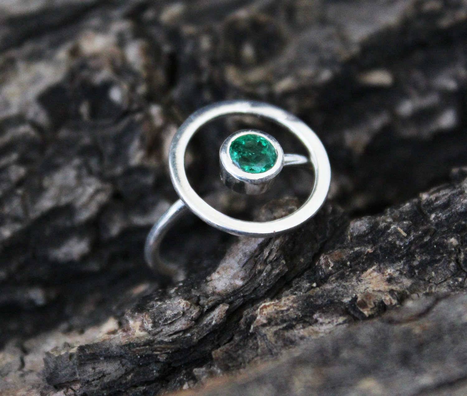 Natural Emerald Sterling Silver Ring, Modern May Birthstone Jewelry, emerald engagment ring