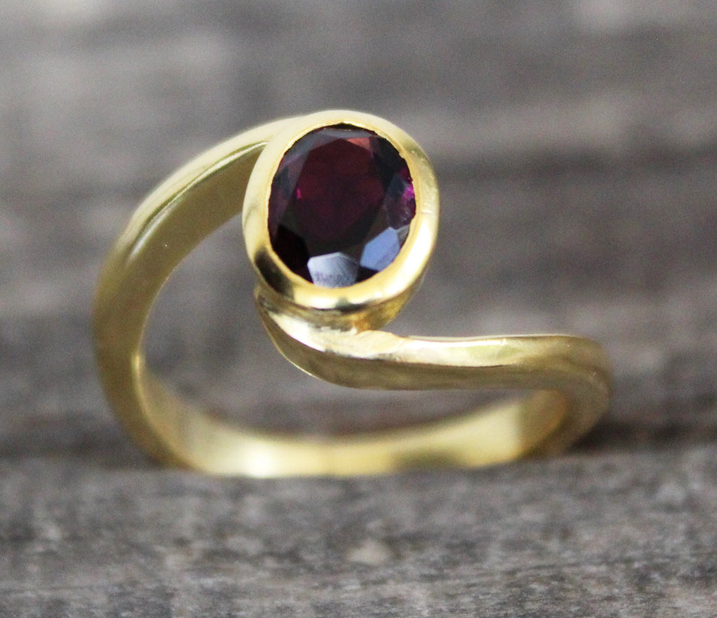 Natural Garnet Ring, Dainty Silver January Birthstone, Gold Filled Ring, Nature Inspire Ring, Gift For Her