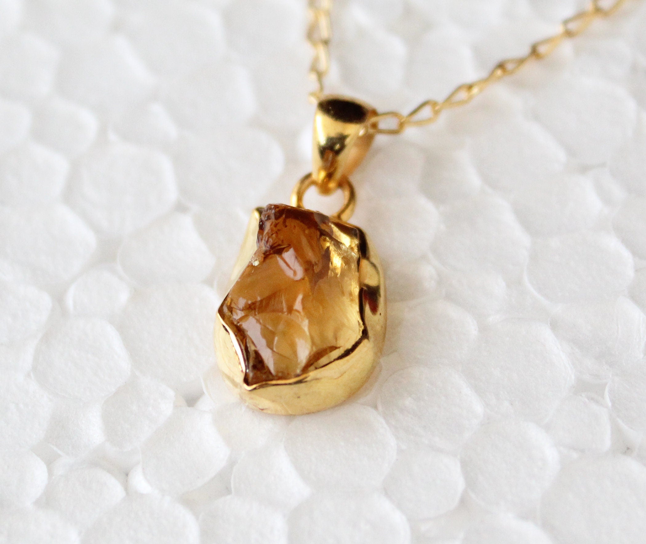Raw Citrine Pendant Necklace, November Birthstone Necklace, Raw Citrine Necklace, Dainty Necklace, Raw Stone Necklace, Boho Style Necklace