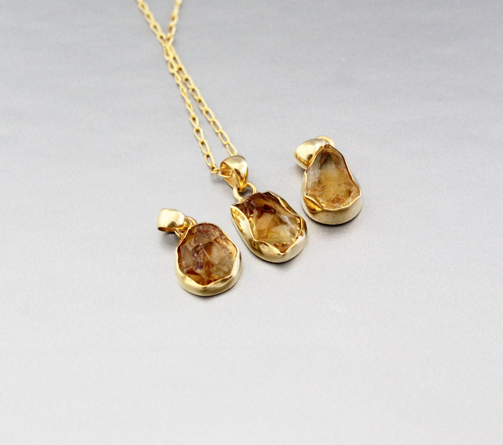 Raw Citrine Pendant Necklace, November Birthstone Necklace, Raw Citrine Necklace, Dainty Necklace, Raw Stone Necklace, Boho Style Necklace