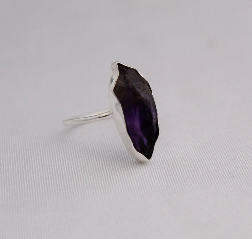 Raw Amethyst Ring, Sterling Silver 925 Ring, Raw Purple crystal, Minimalist Promise, Handmade Dainty Gemstone