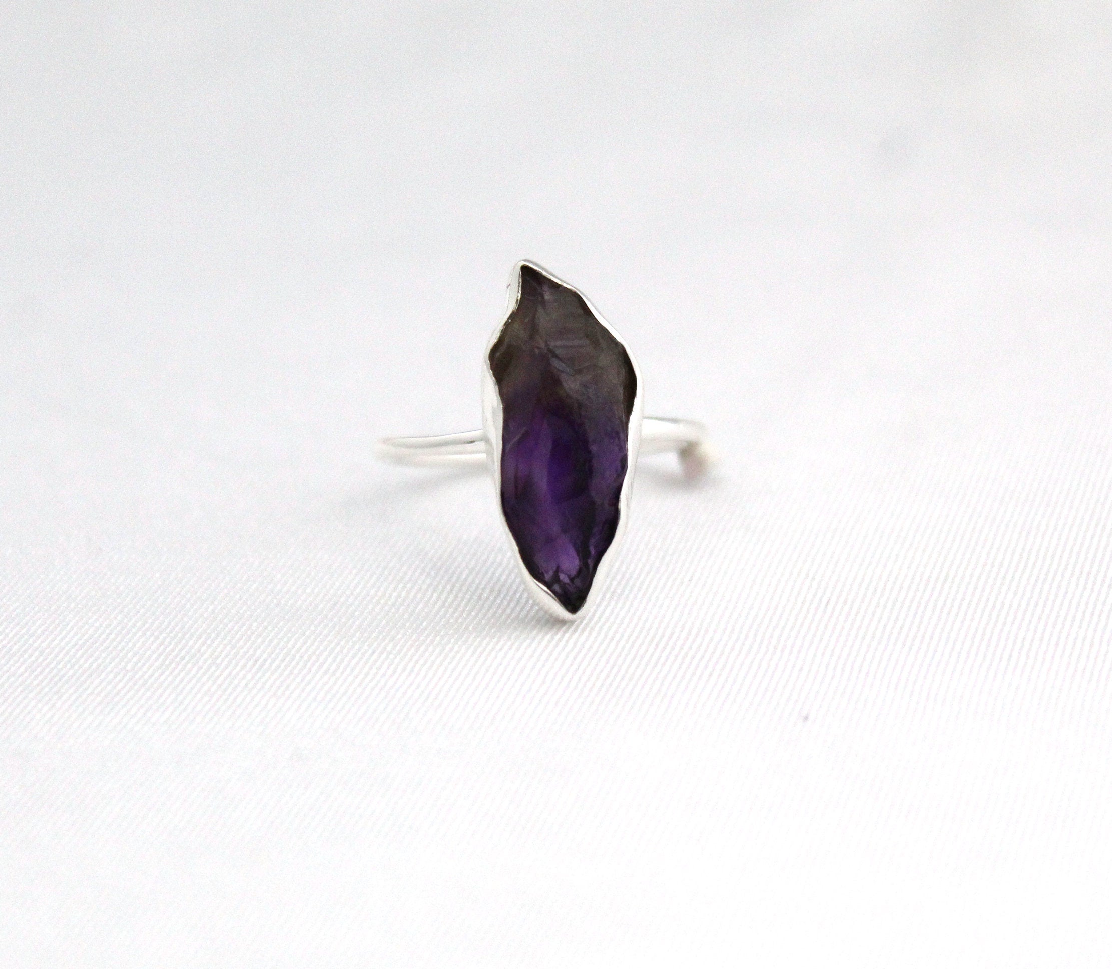 Raw Amethyst Ring, Sterling Silver 925 Ring, Raw Purple crystal, Minimalist Promise, Handmade Dainty Gemstone