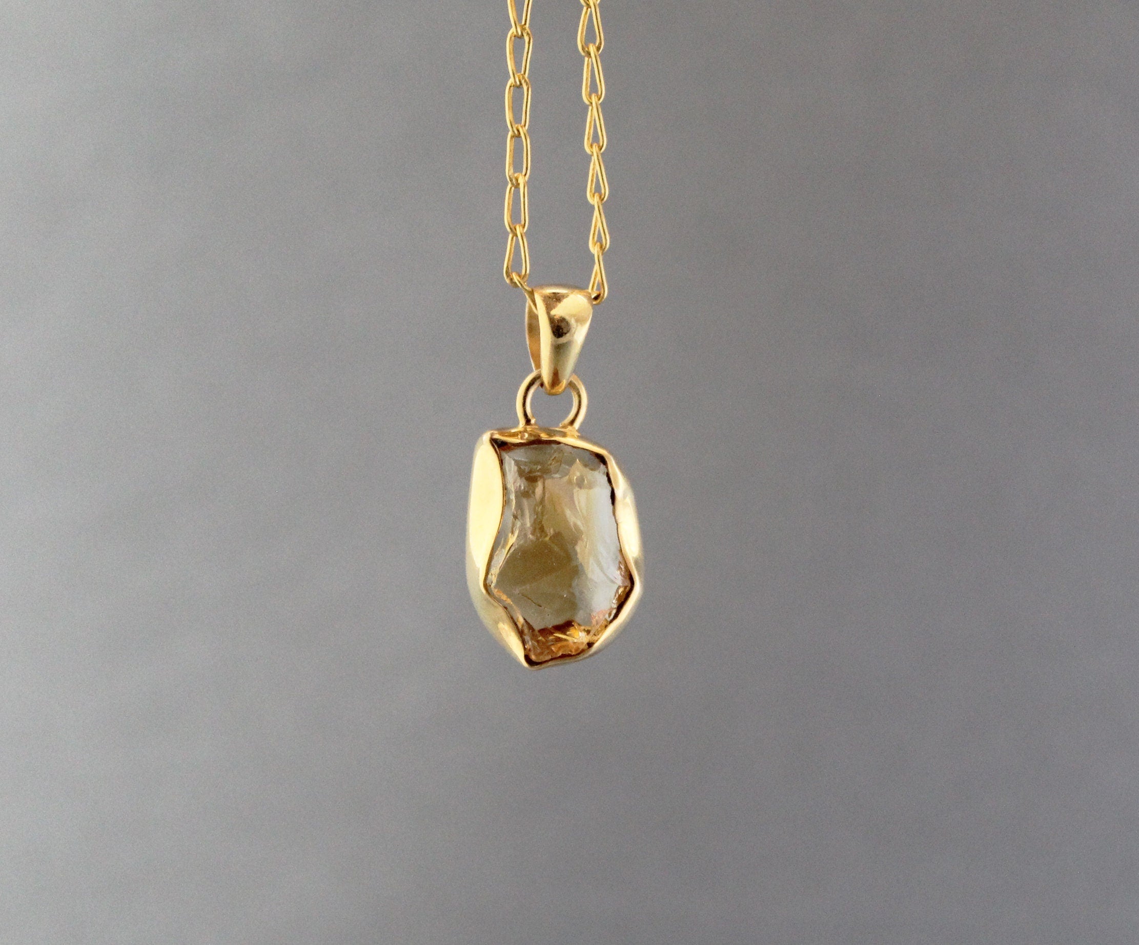 Raw Citrine Pendant Necklace, November Birthstone Necklace, Raw Citrine Necklace, Dainty Necklace, Raw Stone Necklace, Boho Style Necklace