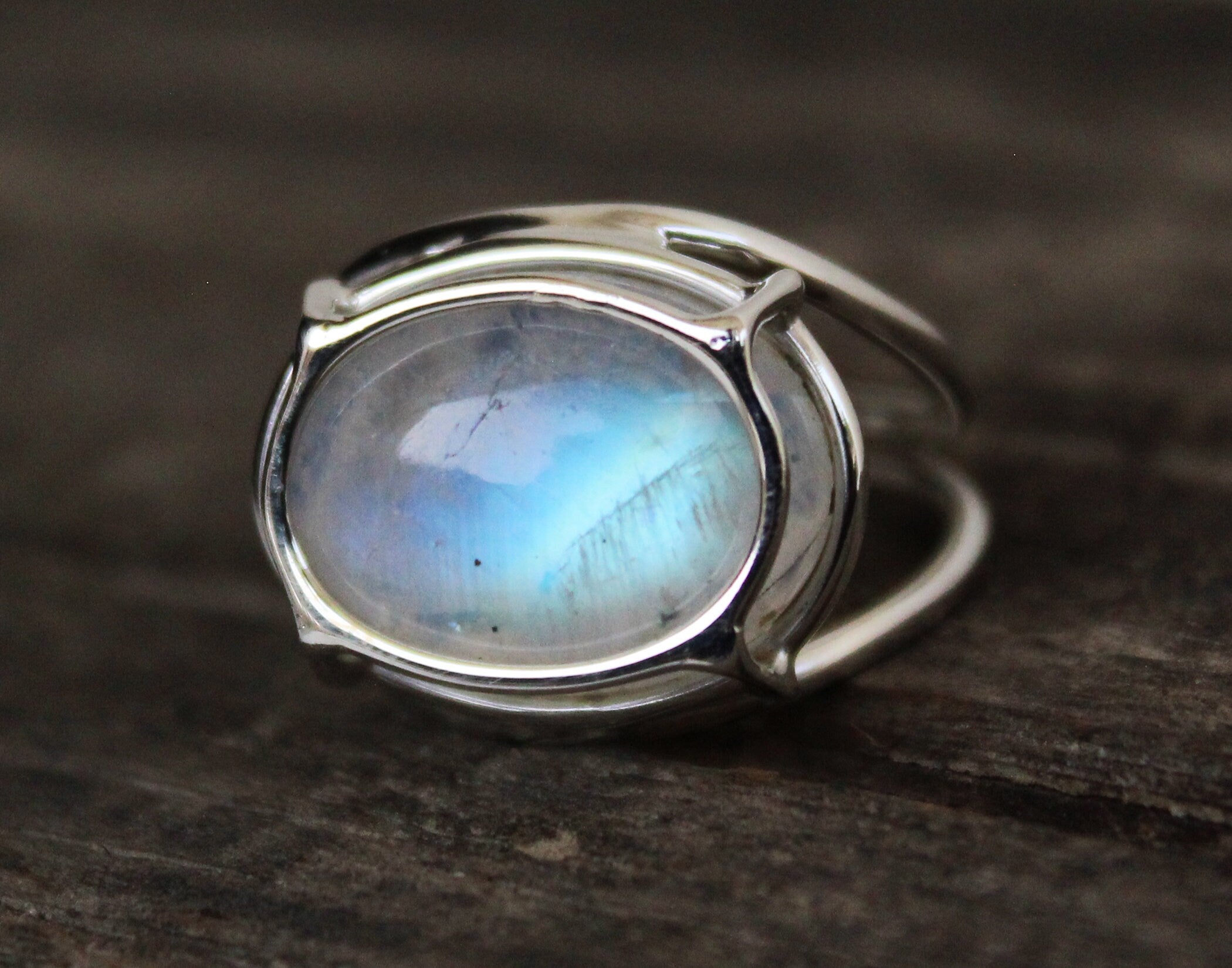 Rainbow Moonstone Ring, June Birthstone, 14K Gold Ring, Wire Ring, Blue Flash Ring, Modern Designer Ring, Anniversary Gift, Handmade