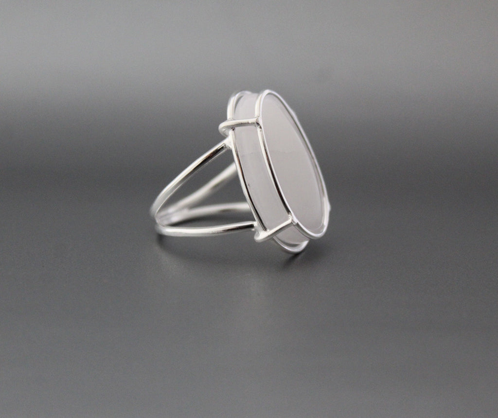 Sterling Silver White Agate Ring, Modern Jewelry, Handmade Jewelry Gift for Her, Boho Birthstone Ring, Gift for Mom