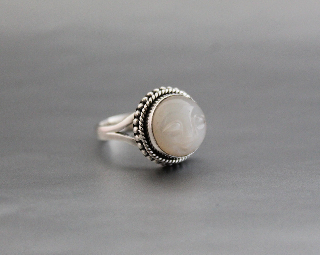 White Moonstone Carved Ring, Moon face carving, Celestial Jewelry, Sterling Silver Bohemian Jewelry, Moonstone Jewelry, Gift for Girlfriend