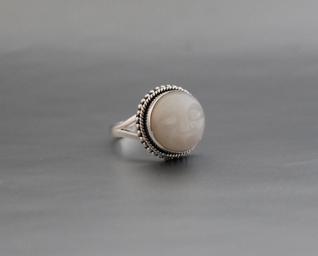 White Moonstone Carved Ring, Moon face carving, Celestial Jewelry, Sterling Silver Bohemian Jewelry, Moonstone Jewelry, Gift for Girlfriend
