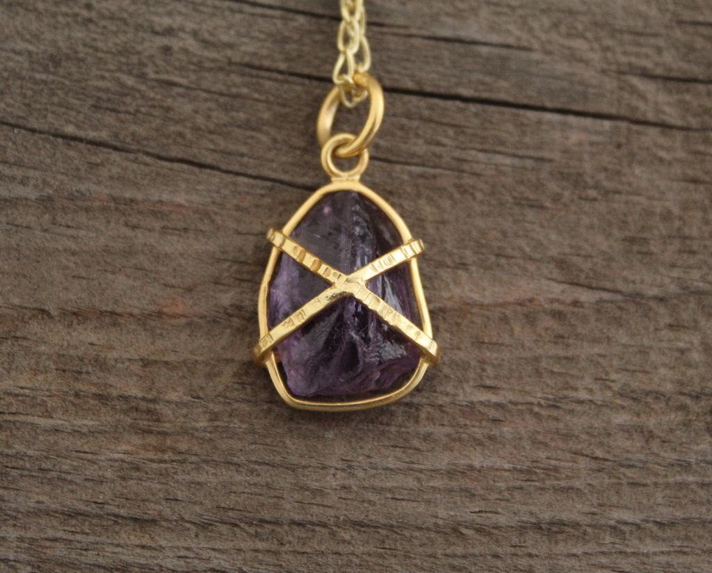 Raw Amethyst Necklace, Raw crystal Necklaces, 18K Gold Vermiel, Handmade Healing crystal, Gifts for Mom, Custom Jewelry