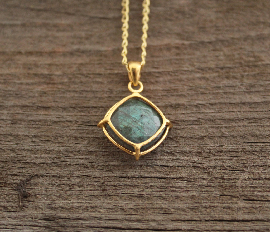 Labradorite Necklace, Birthstone Necklace, Gemstone Necklace, Handmade Jewelry, Gifts for Mom, Custom Jewelry, Personalized Gift for Friend