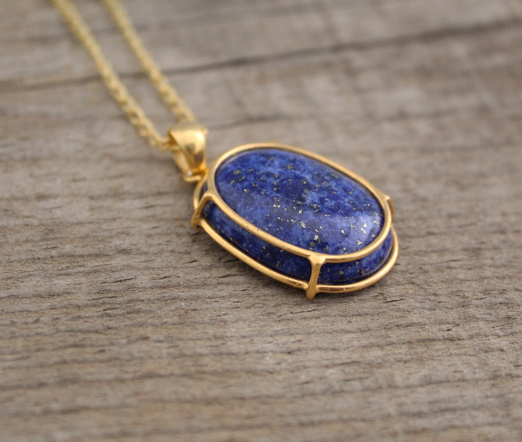 Lapis Lazuli Necklace, Blue Pendant, Crystal Necklace, Healing Crystals, Chunky blue lapis lazuli pendant, Gemstone necklace