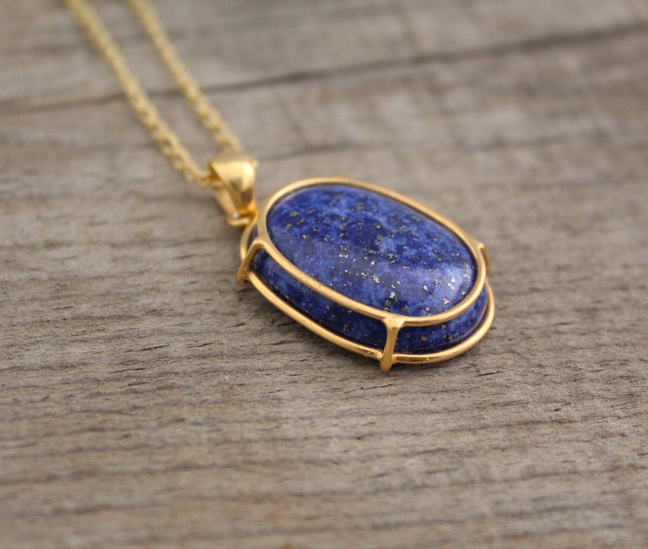 Lapis Lazuli Necklace, Blue Pendant, Crystal Necklace, Healing Crystals, Chunky blue lapis lazuli pendant, Gemstone necklace