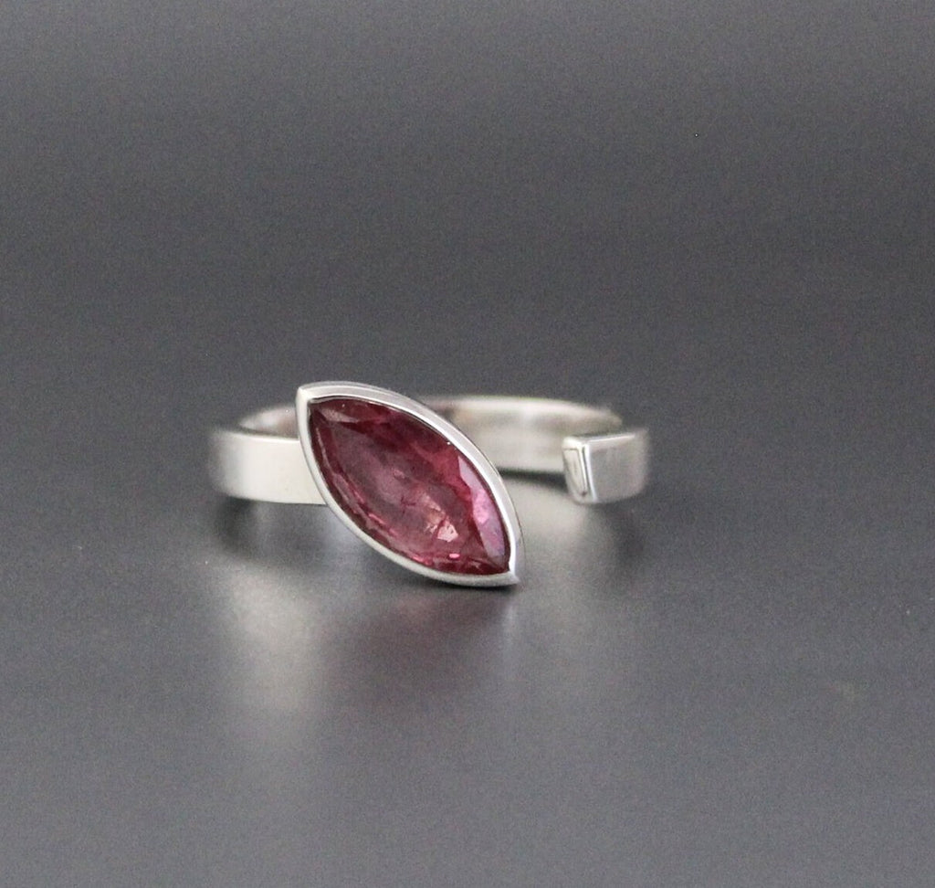Pink Tourmaline 925 Sterling Silver Ring, October Birthstone, Boho Handmade Ring, pink gemstone, wedding ring, Gift for Mom, Bridesmaid gift