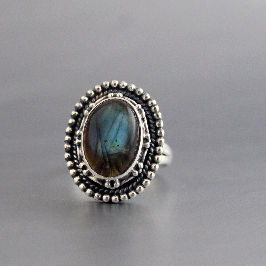 Handmade Oval Blue Fire Labradorite Ring, 925 Sterling Silver, Birthstone jewelry, Gemstone Ring, Art Deco Ring, Bohemian Jewelry
