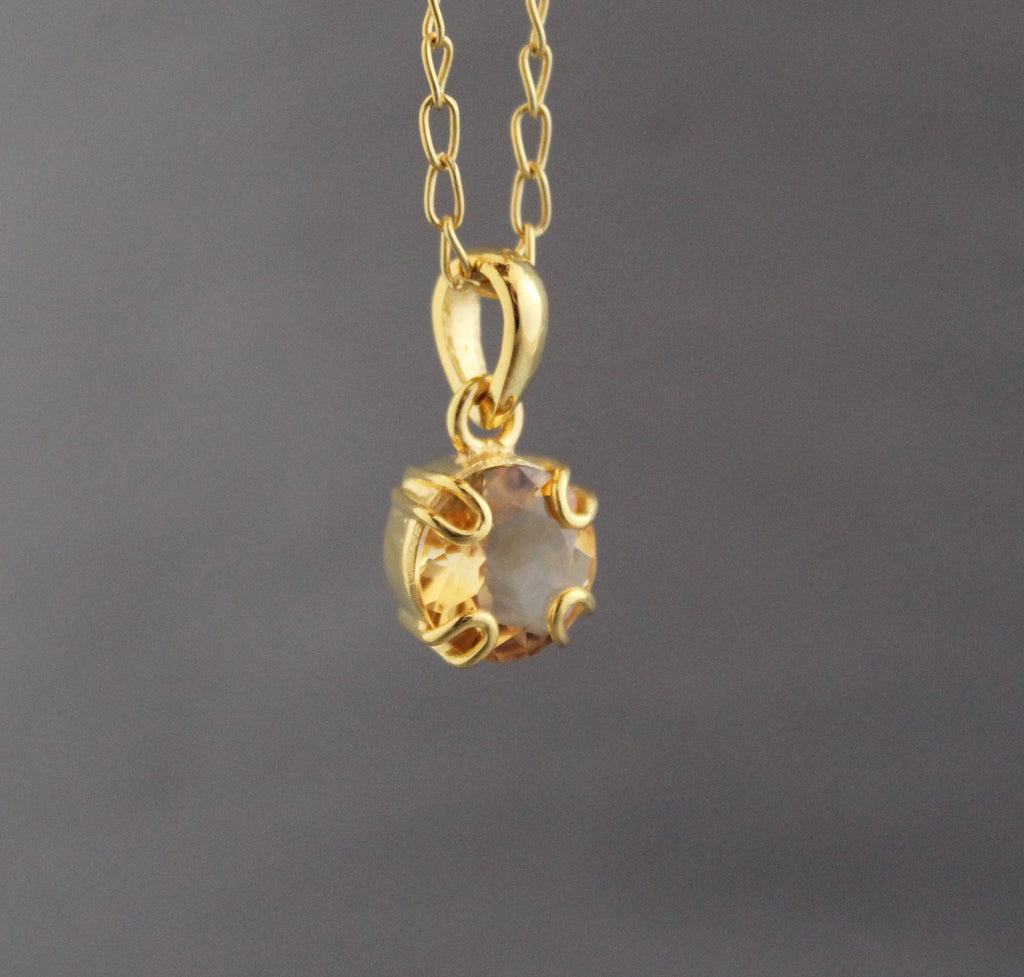 Citrine Necklace, Round November Birthstone, Dainty citrine necklace, Elegante citrine pendant, Gold citrine jewelry, Mother gift