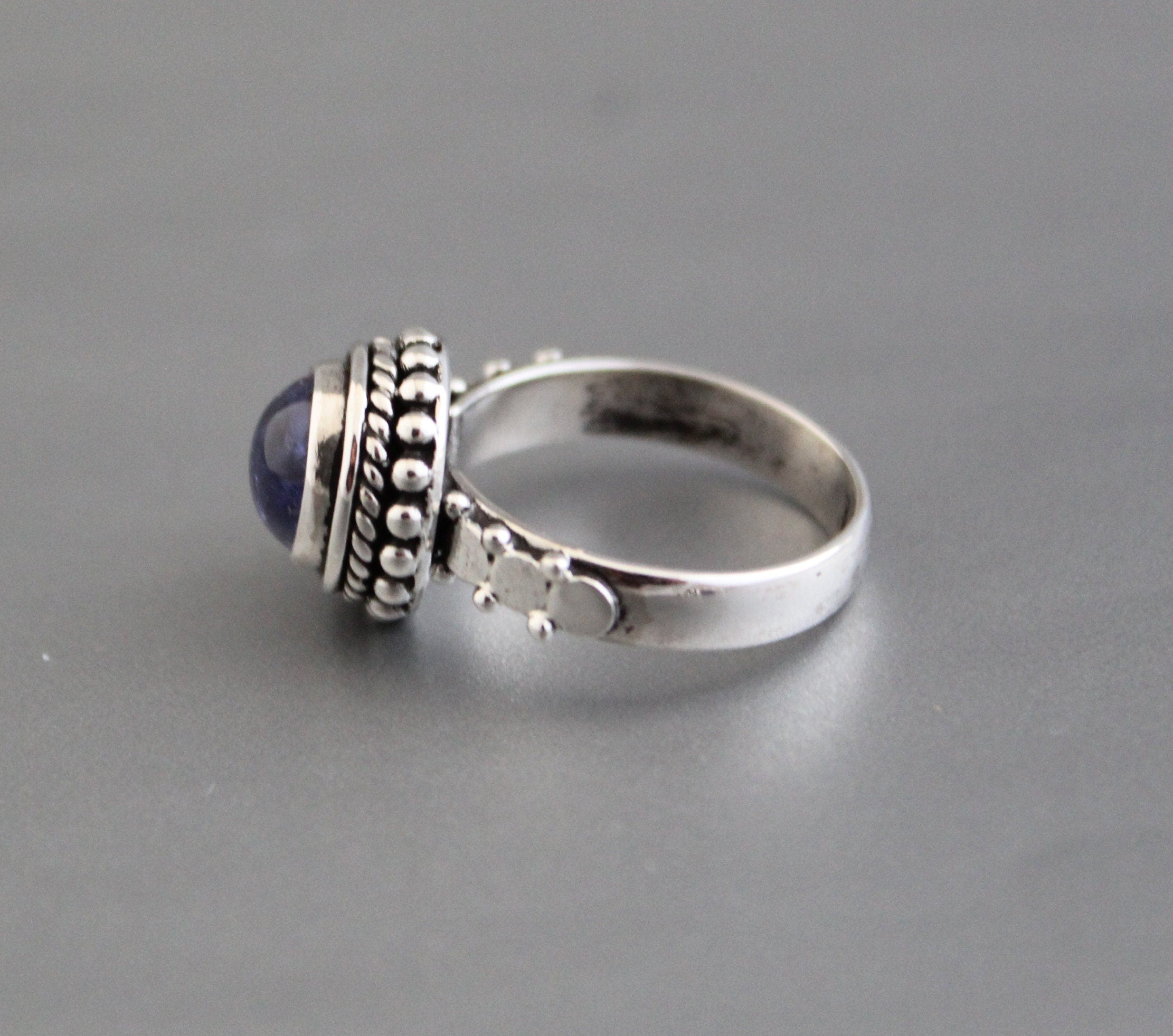 Natural Tanzanite Ring, Handmade Vintage Style, December Birthstone, Solid 925 Sterling Silver Ring, Dainty Wedding Ring, Blue stone Ring
