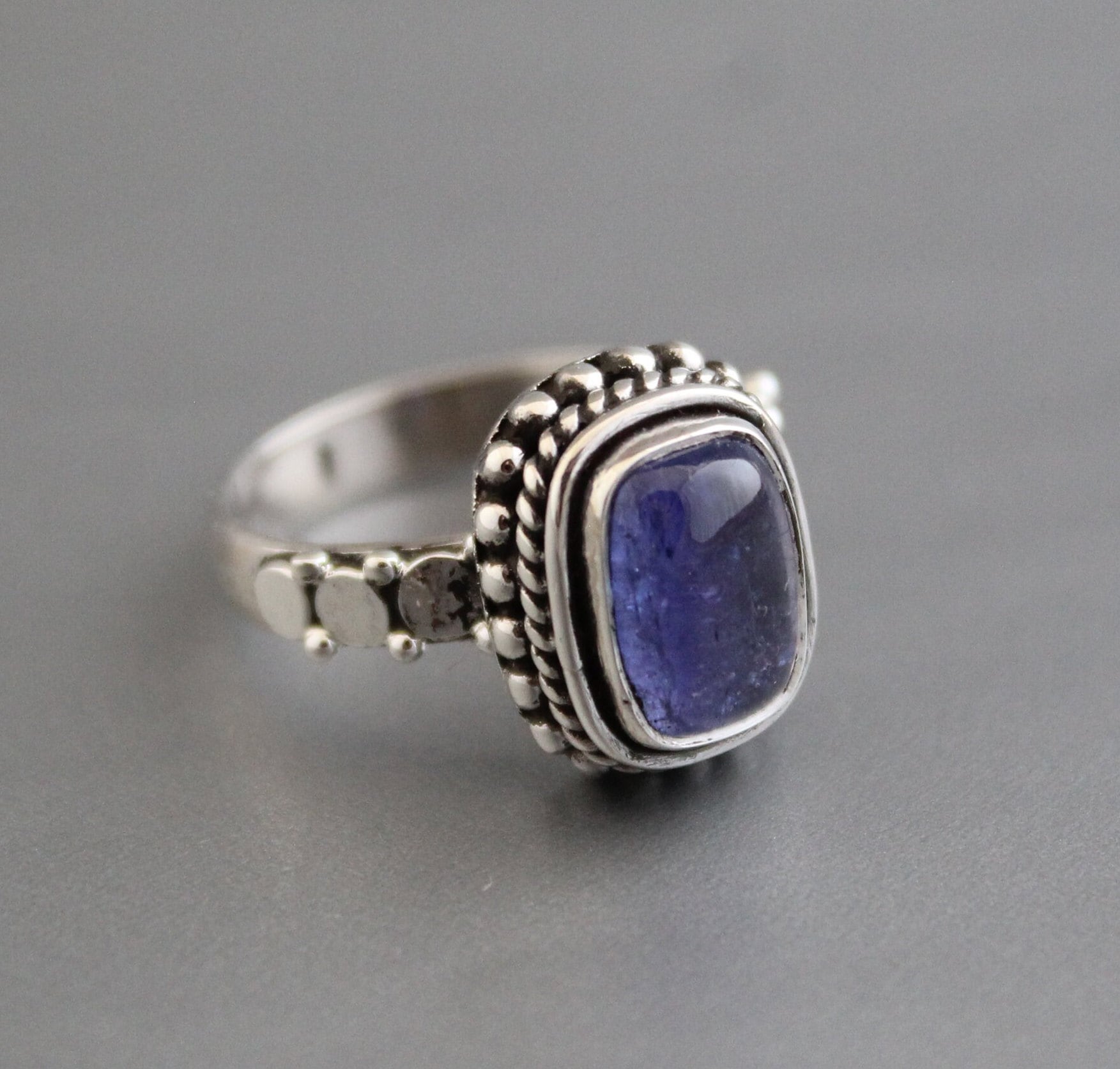Tanzanite Ring, December Birthstone, Boho Gemstone Ring, Anniversary Gift for Her, Vintage Sterling Silver, Gift for Mom