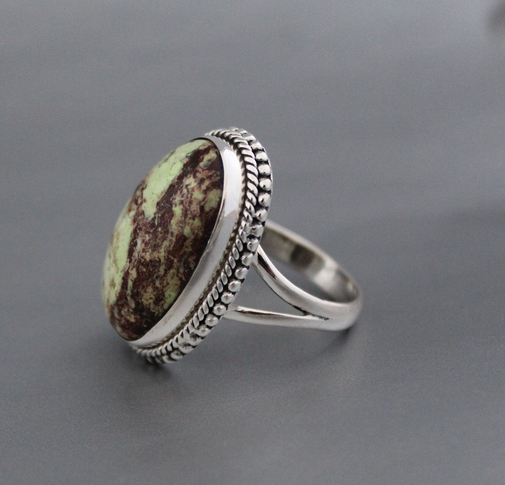 Handmade Lemon Chrysoprase Ring, Oval Sterling Silver Agate Jewelry, Birthday gifts, crystal ring, personalized Gift for friend