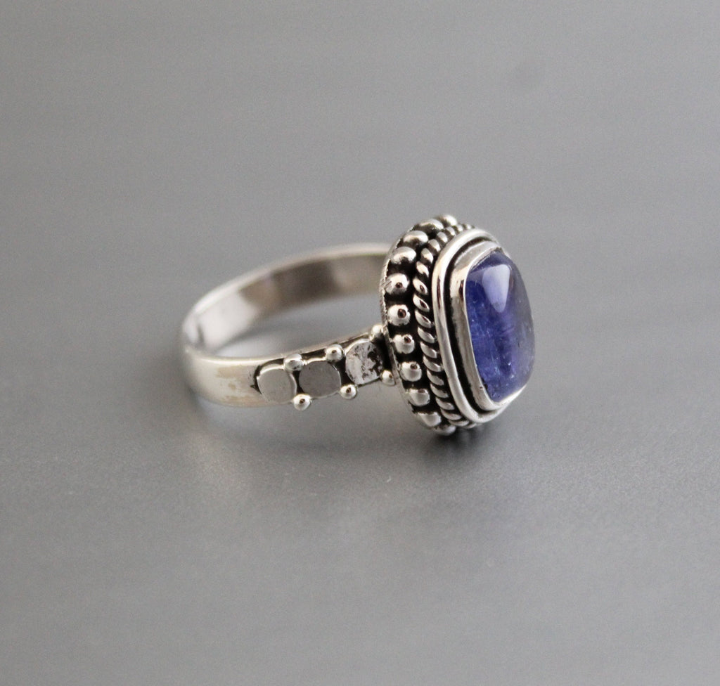 Tanzanite Ring, December Birthstone, Boho Gemstone Ring, Anniversary Gift for Her, Vintage Sterling Silver, Gift for Mom