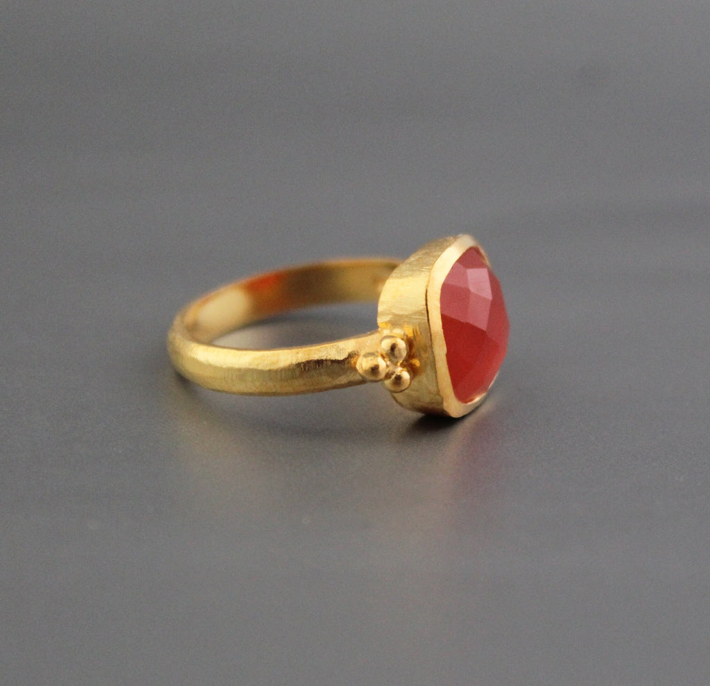 Carnelian ring, 18K Gold Vermiel, Personalized Gifts For Mom, Handmade Jewellery, Cushion Stone Ring, Engagement Ring, Pretty Ring