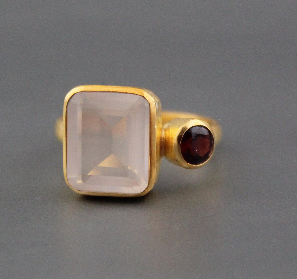 Rose Quartz Ring, Gift for Mom, Personalized Gifts, 14K Gold Boho Jewelry, Statement Vintage Style Ring, Unique Bridal or Engagement Rings