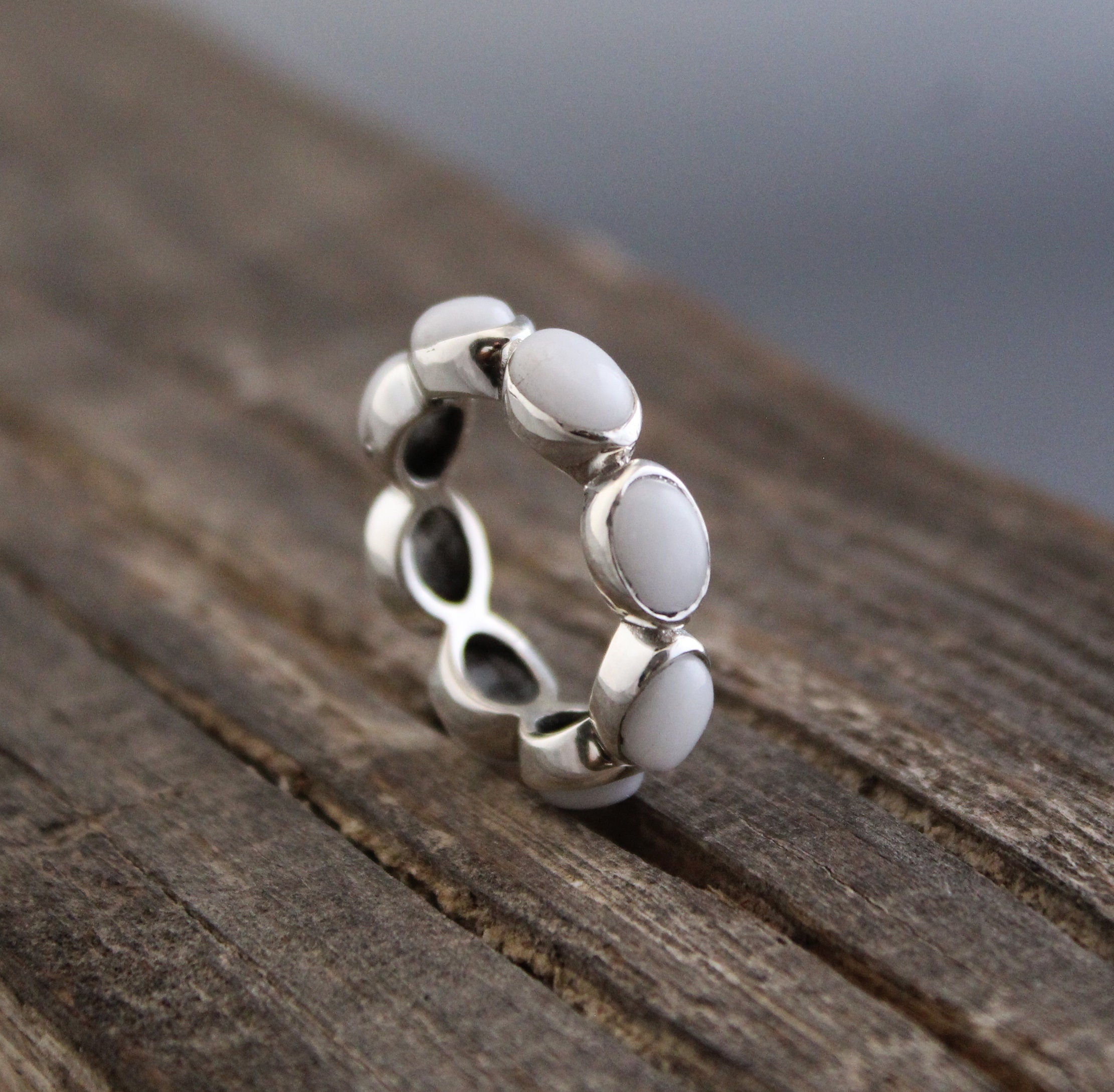 White Agate Ring, Handmade Minimalist Gemstone Ring, 925 Sterling Silver Designer Band, Unique Jewelry, Gemstone Jewelry