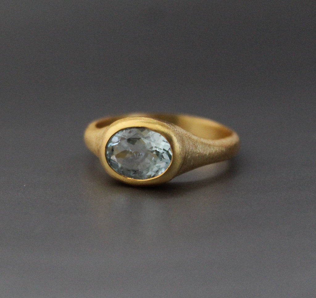 Natural Aquamarine Ring, Solitaire Ring, March Birthstone Ring, dainty promise ring, Blue Gemstone Ring, Engagement ring, Wedding Gifts