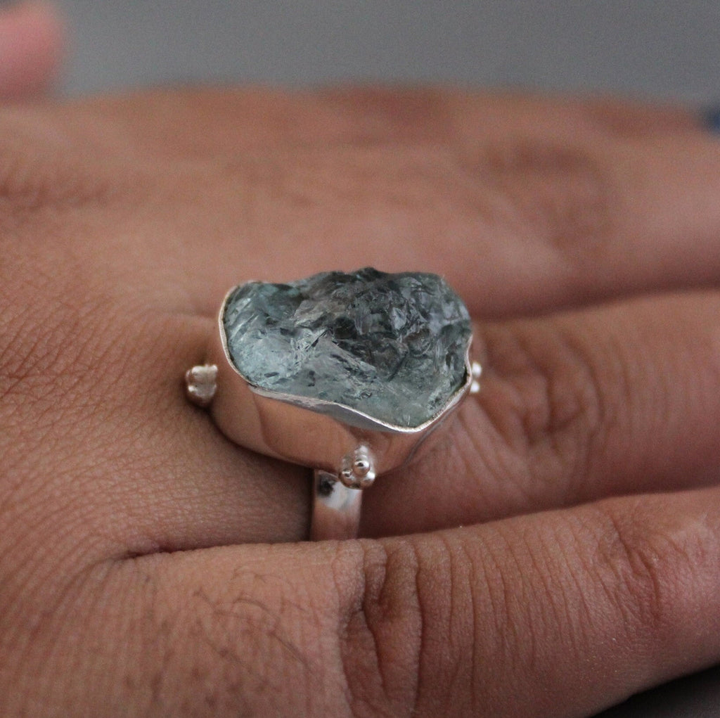 Raw Aquamarine Ring, March Birthstone 925 Sterling Silver Healing Crystal, Handmade Asymmetric Design with Crystal