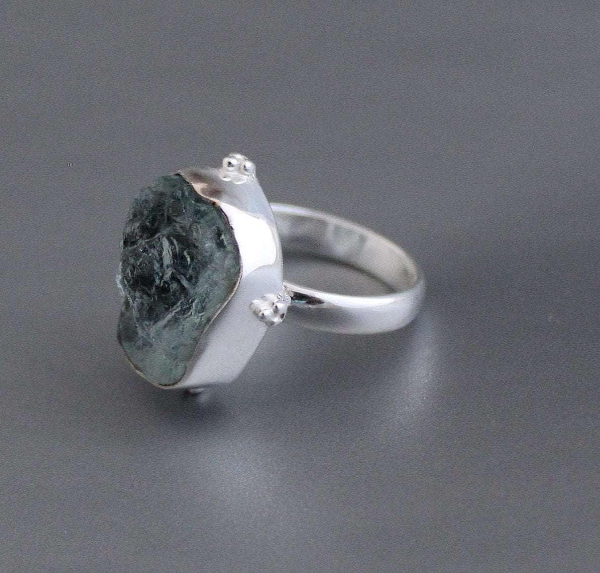 Raw Aquamarine Ring, March Birthstone 925 Sterling Silver Healing Crystal, Handmade Asymmetric Design with Crystal