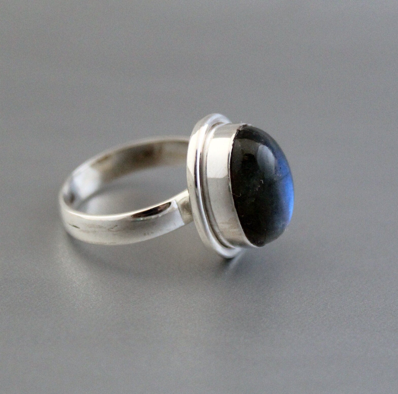 Labradorite ring, 925 Sterling Silver, Handmade Boho Statement Ring, Blue Flash Stone Ring, Gift fro Mom