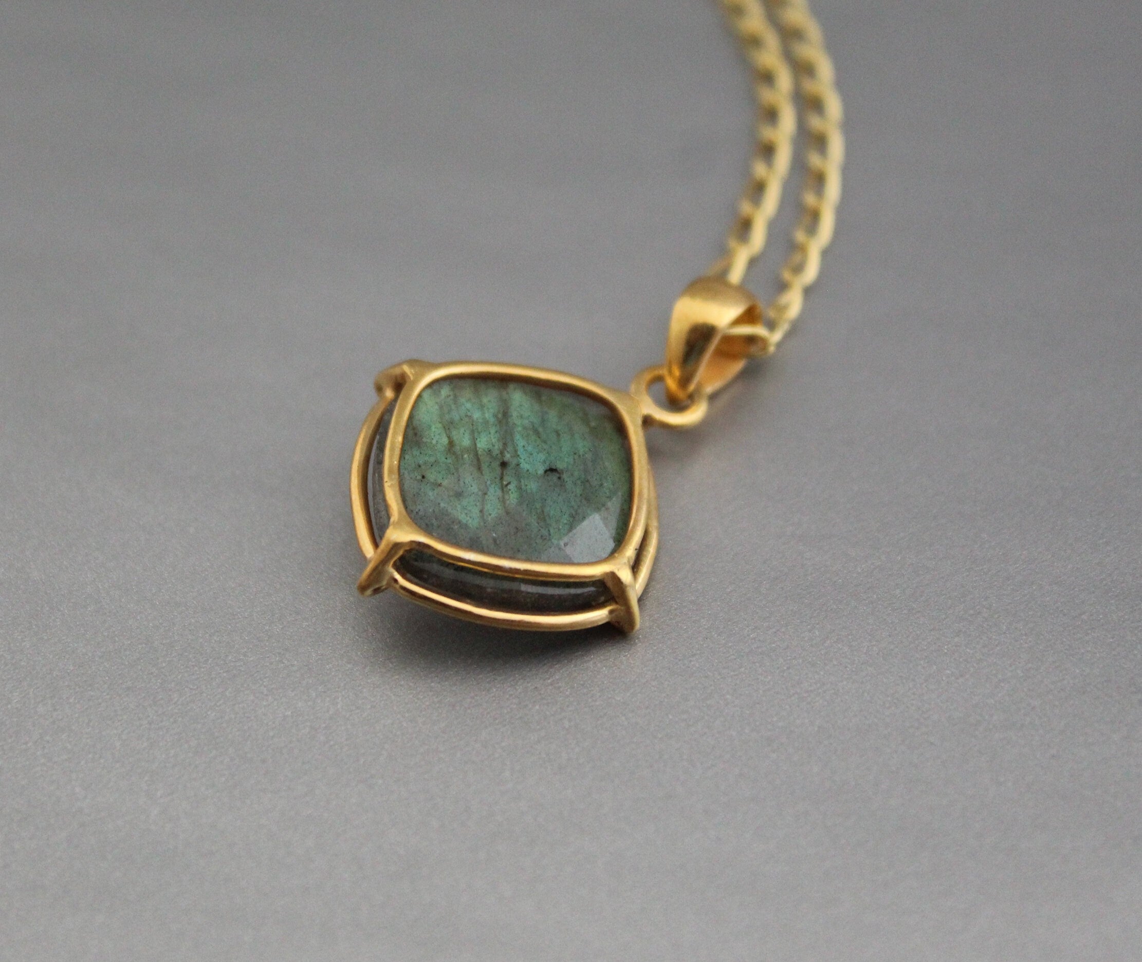 Labradorite Necklace, Birthstone Necklace, Gemstone Necklace, Handmade Jewelry, Gifts for Mom, Custom Jewelry, Personalized Gift for Friend