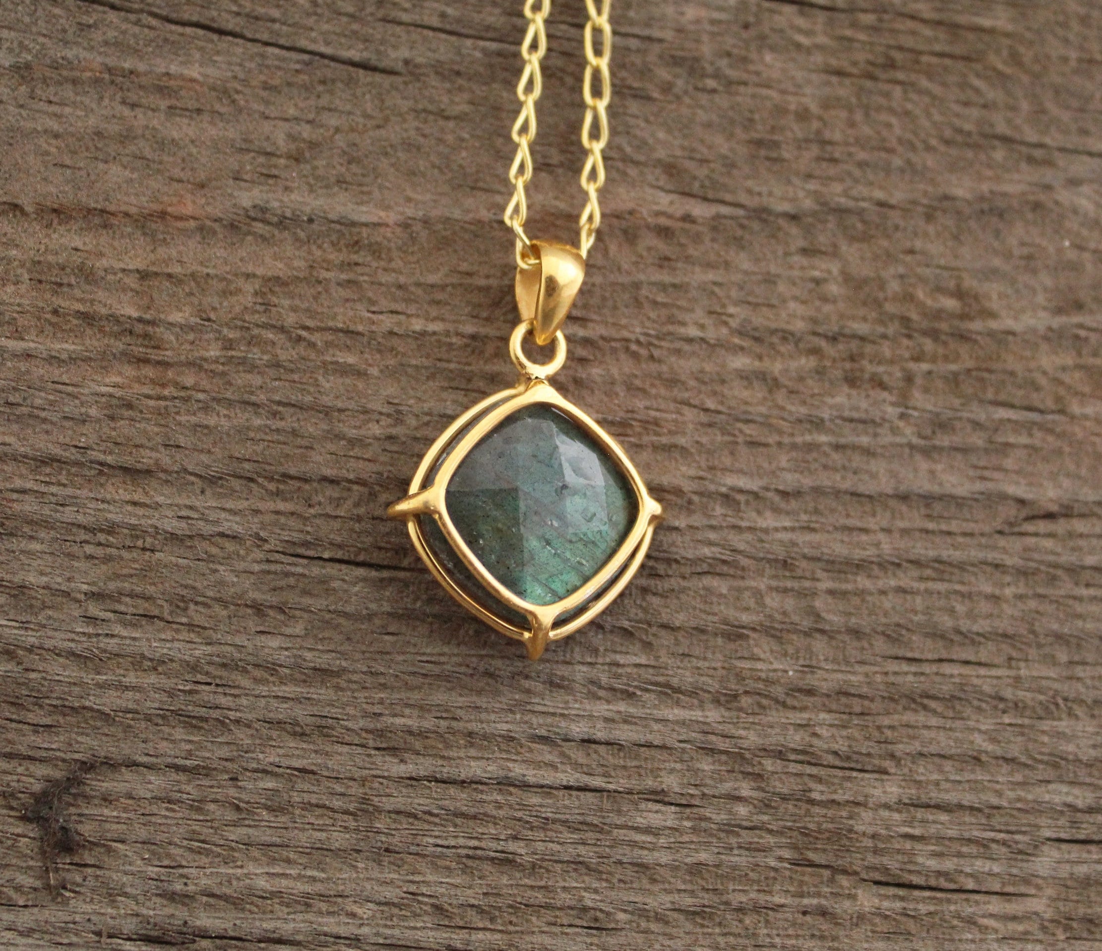 Labradorite Necklace, Birthstone Necklace, Gemstone Necklace, Handmade Jewelry, Gifts for Mom, Custom Jewelry, Personalized Gift for Friend