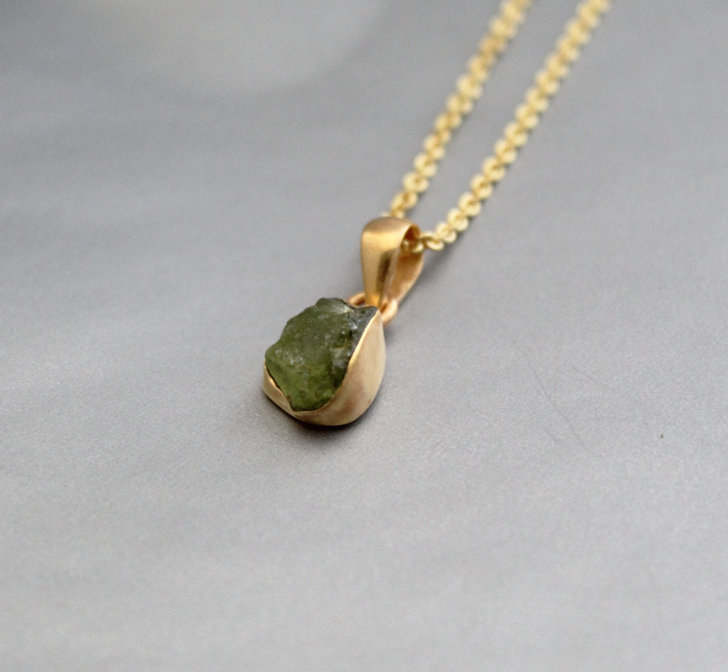 Raw Peridot Necklace, August Birthstone, Natural Green Gemstone Gift, 14K Gold Vermeil Pendant, Gold Filled Chain, gift for Mom