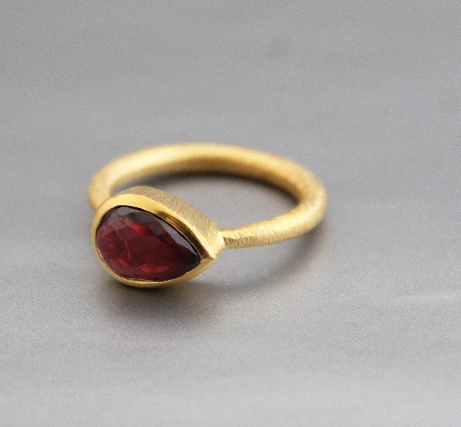 Garnet Ring, Teardrop Gemstone, 18K Gold Filled, Handmade Ring, Wedding Jewelry, White Rainbow, Gift Ring, January Birthstone