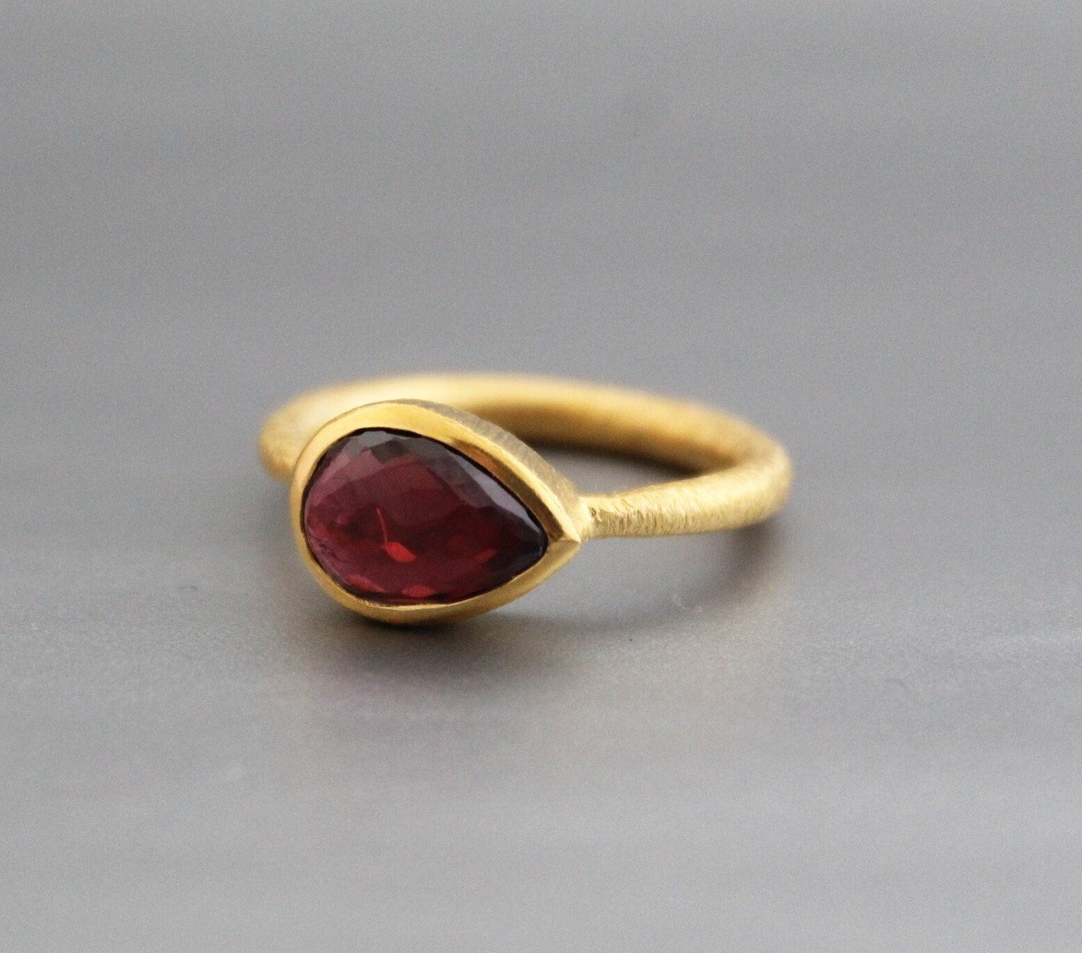 Garnet Ring, Teardrop Gemstone, 18K Gold Filled, Handmade Ring, Wedding Jewelry, White Rainbow, Gift Ring, January Birthstone