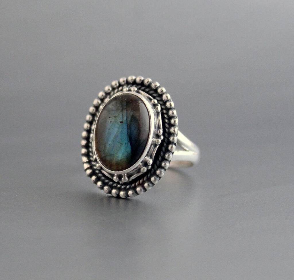 Handmade Oval Blue Fire Labradorite Ring, 925 Sterling Silver, Birthstone jewelry, Gemstone Ring, Art Deco Ring, Bohemian Jewelry