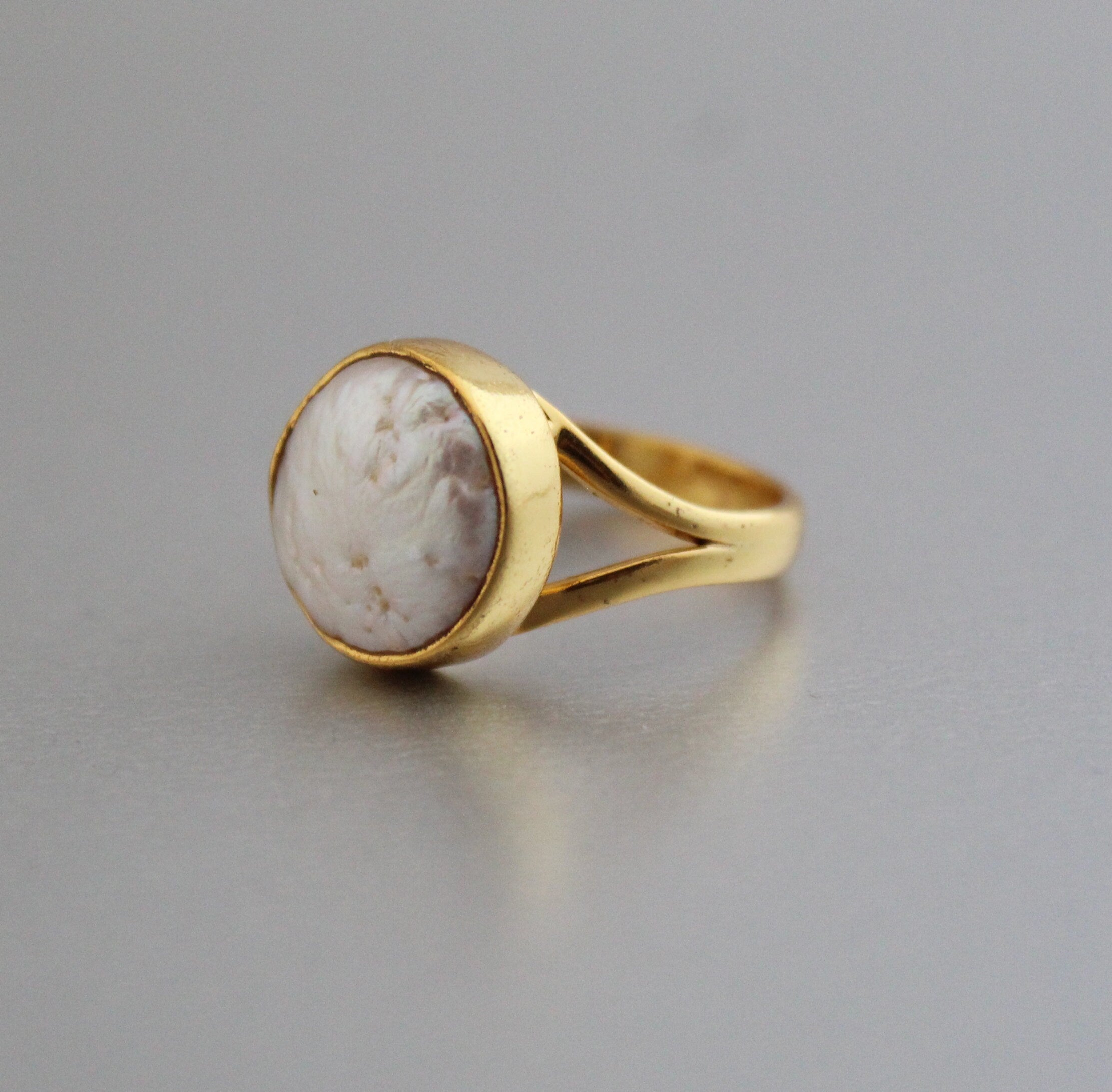 18K Gold Pearl Ring, Statement Ring, Freshwater Pearl Ring, Gift for her, Unique Birthstone Ring For Women