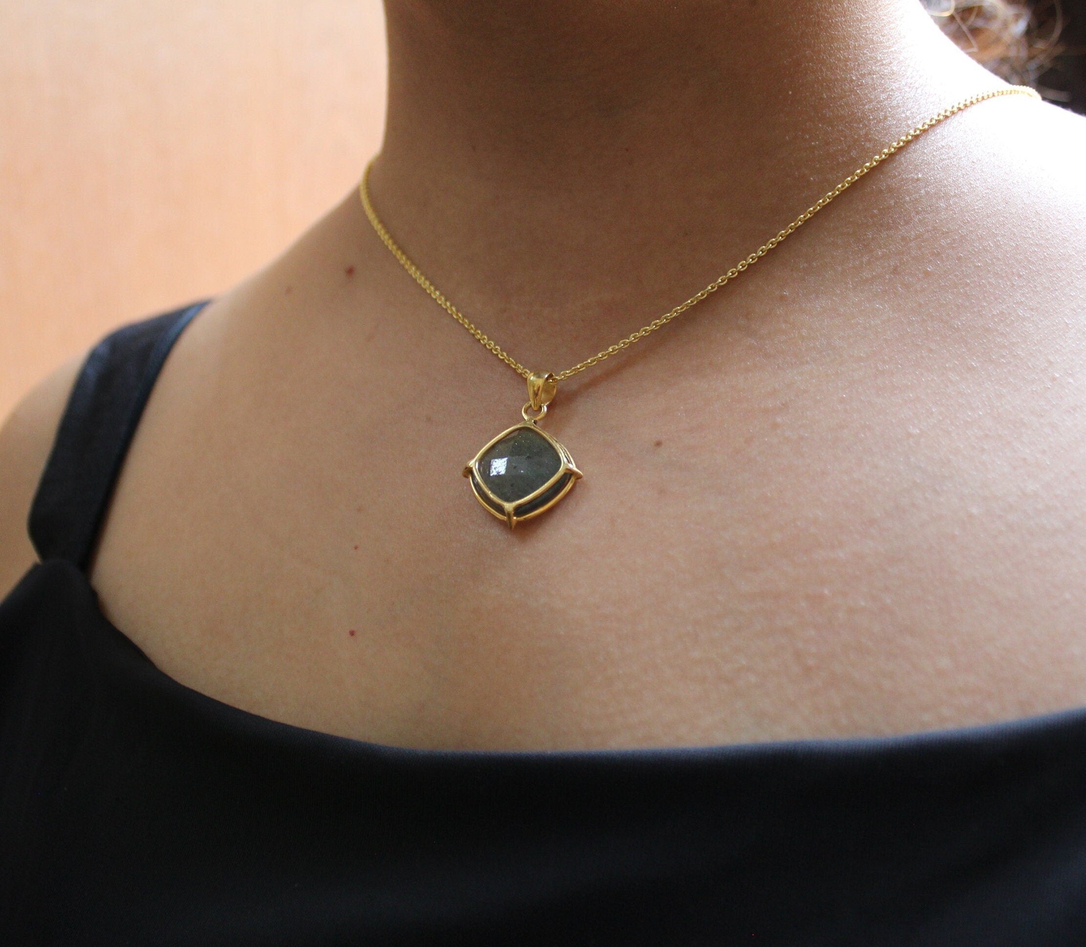 Labradorite Necklace, Birthstone Necklace, Gemstone Necklace, Handmade Jewelry, Gifts for Mom, Custom Jewelry, Personalized Gift for Friend