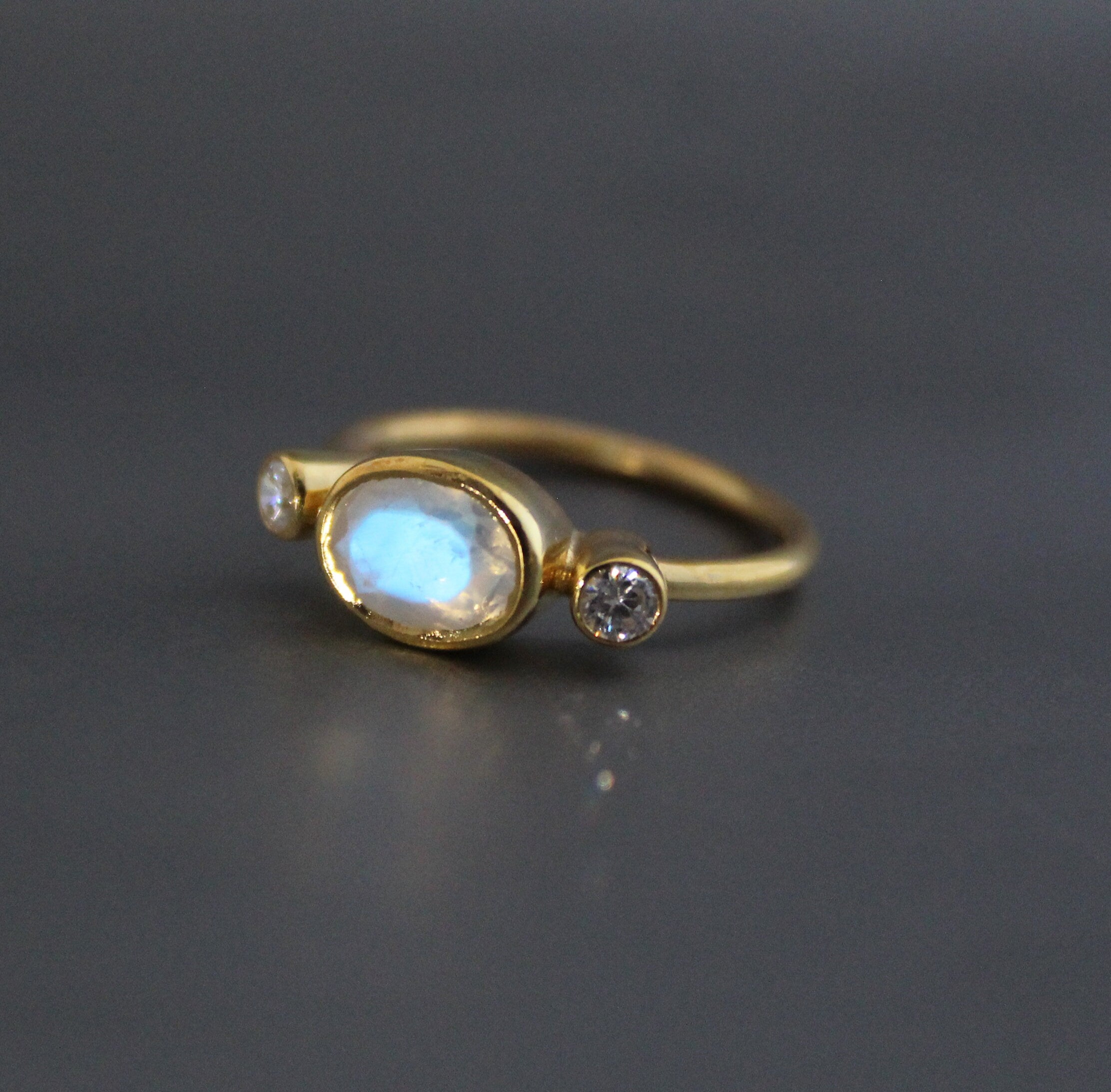 Rainbow Moonstone Ring, 18K Gold Minimalist, Sterling Silver, Statement Gemstone Ring, June Birthstone Ring, Rainbow Moonstone Jewelry