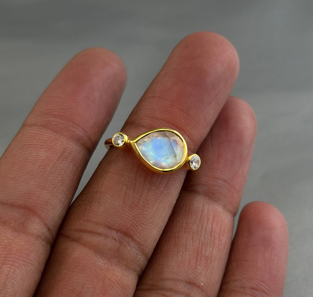 Dainty Rainbow Moonstone Ring, 18K Gold filled Sterling Silver, Pear Cut Statement ring, alternative engagement ring, June Birthstone Gift