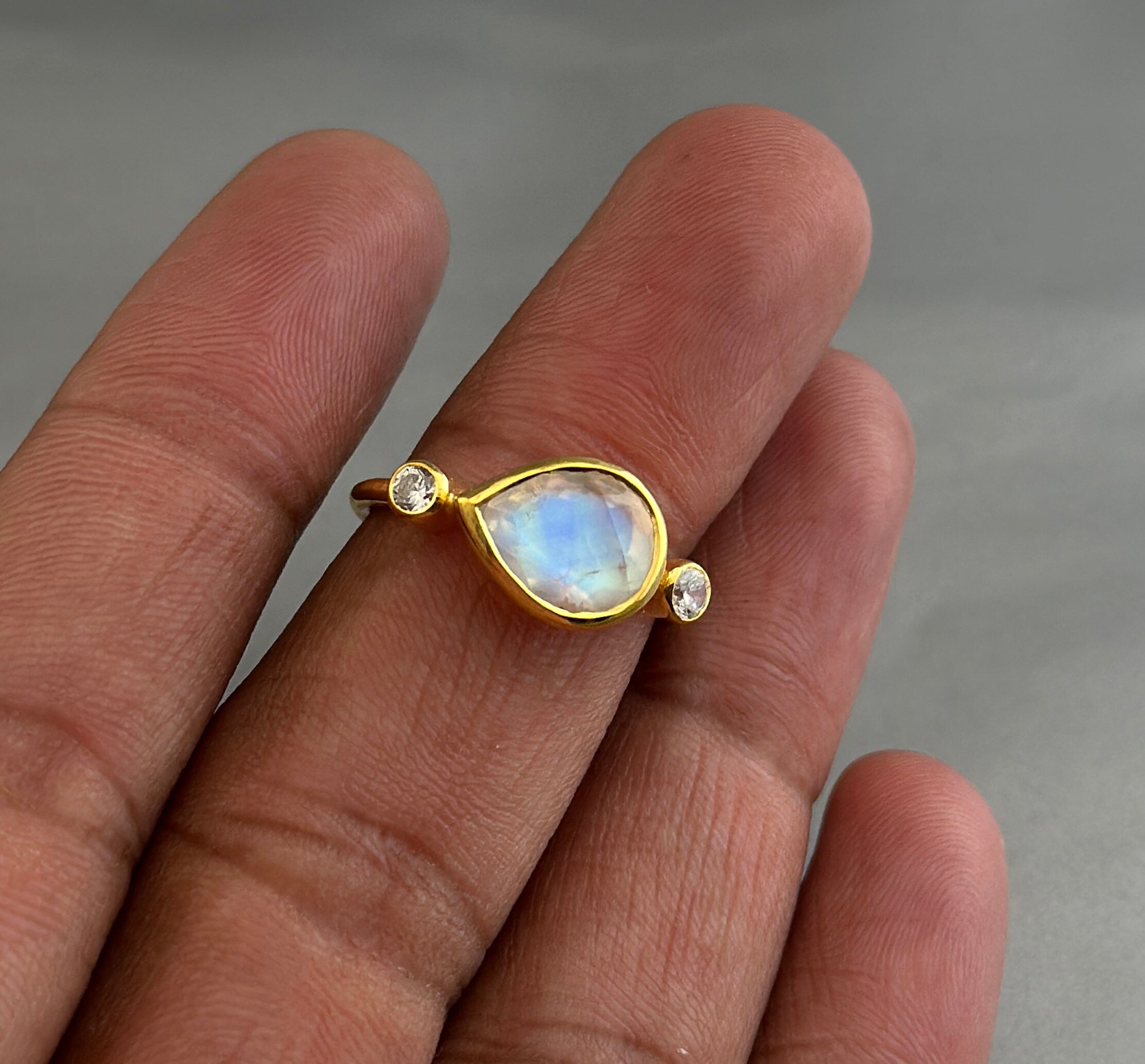 Dainty Rainbow Moonstone Ring, 18K Gold filled Sterling Silver, Pear Cut Statement ring, alternative engagement ring, June Birthstone Gift