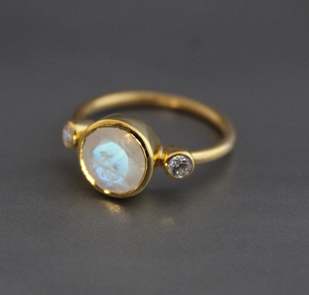 Rainbow Moonstone Ring, moonstonering, Cut Moonstone Ring, Handmade Gemstone Ring, June Birthstone