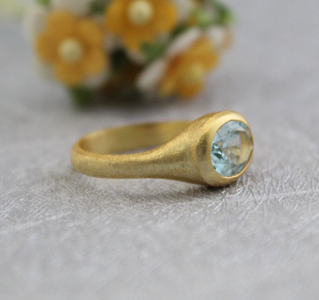 Natural Aquamarine Ring, Solitaire Ring, March Birthstone Ring, dainty promise ring, Blue Gemstone Ring, Engagement ring, Wedding Gifts