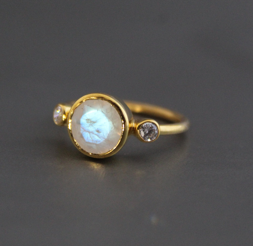 Rainbow Moonstone Ring, moonstonering, Cut Moonstone Ring, Handmade Gemstone Ring, June Birthstone