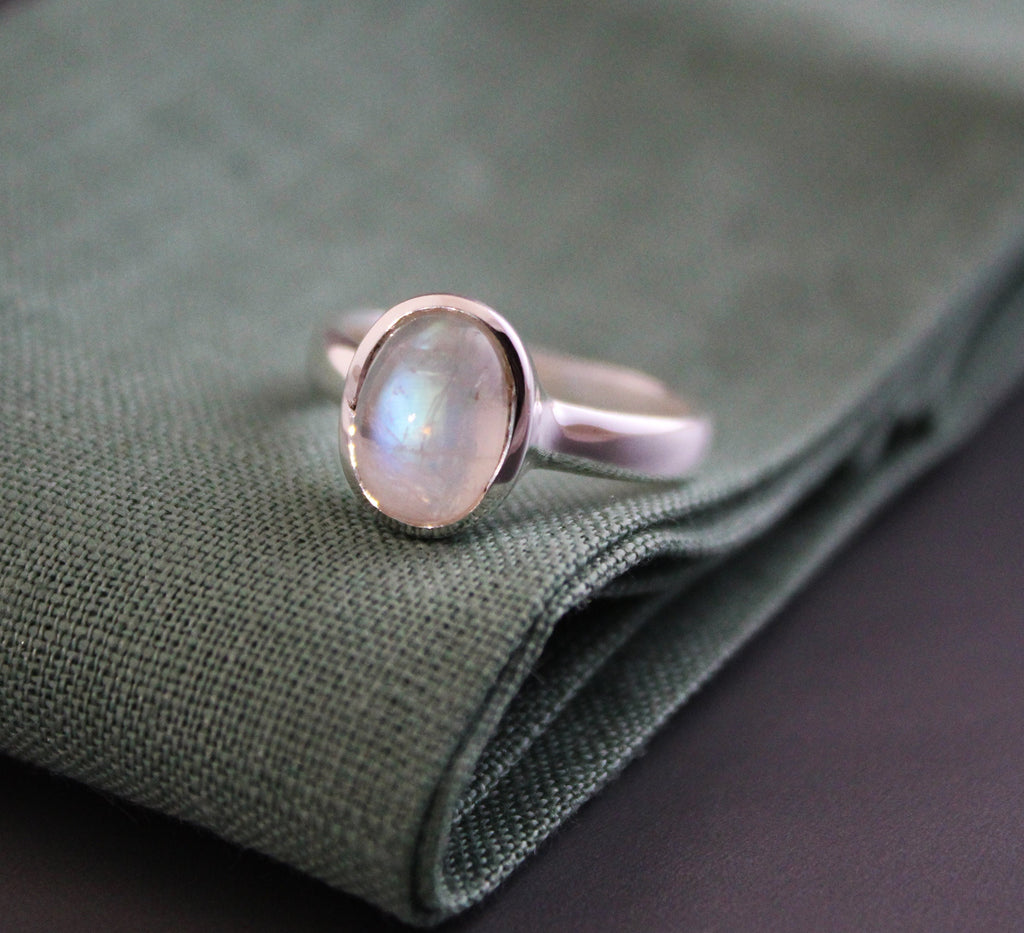 Rainbow Moonstone Ring, moonstonering, Handmade Sterling Silver June Birthstone, Unique Jewelry, Gemstone Jewelry, Gift for Mom
