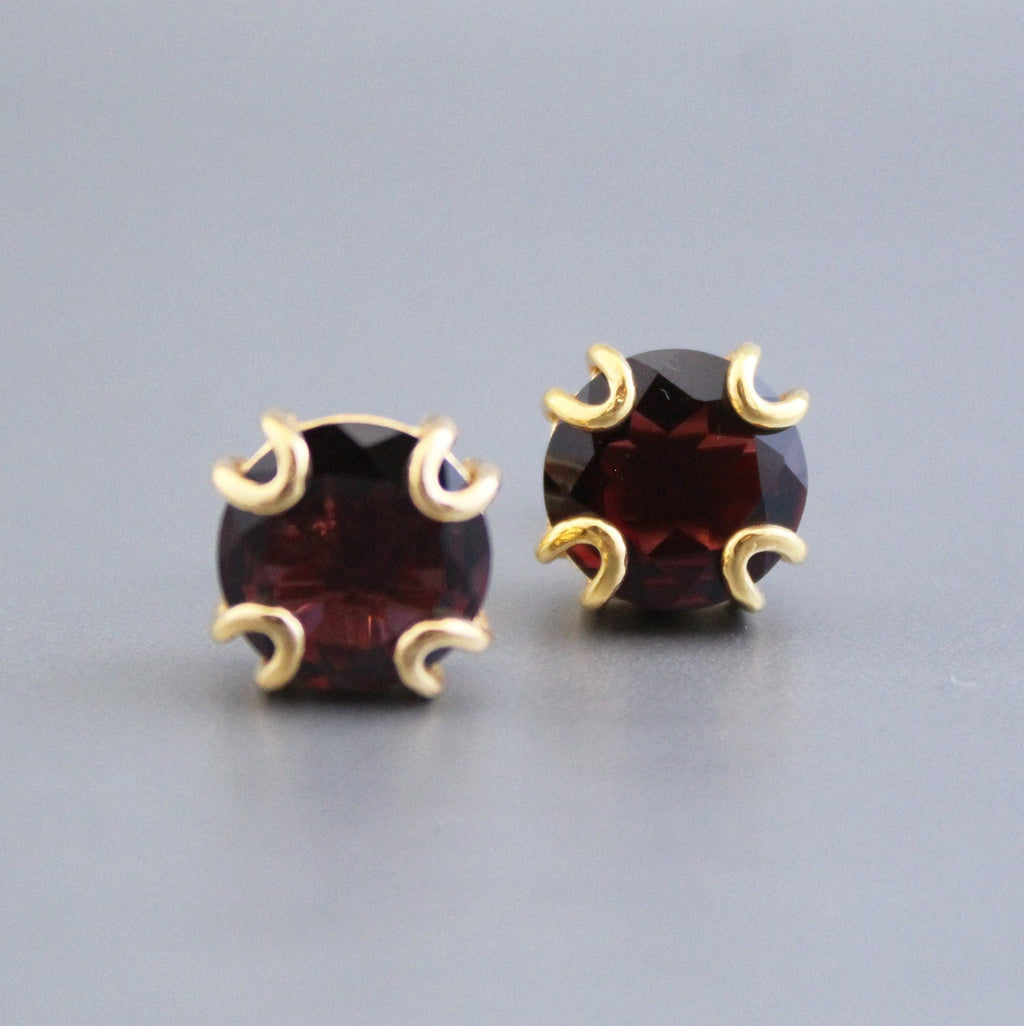 Garnet Earrings Studs, Dainty Gold Studs, January Birthstone Jewelry,18K Gold studs, Gemstone Earrings, Designer Studs, Gift for Mom
