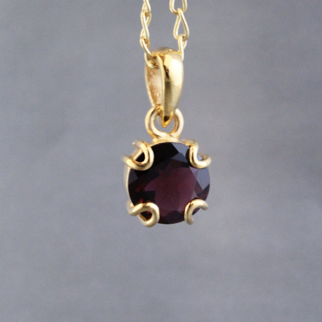 Garnet Necklace, Dainty Gold Pendant, Anniversary Gift, Bridesmaid Gifts, Birthstone Necklace, Personalized Jewelry, Birthstone Necklace