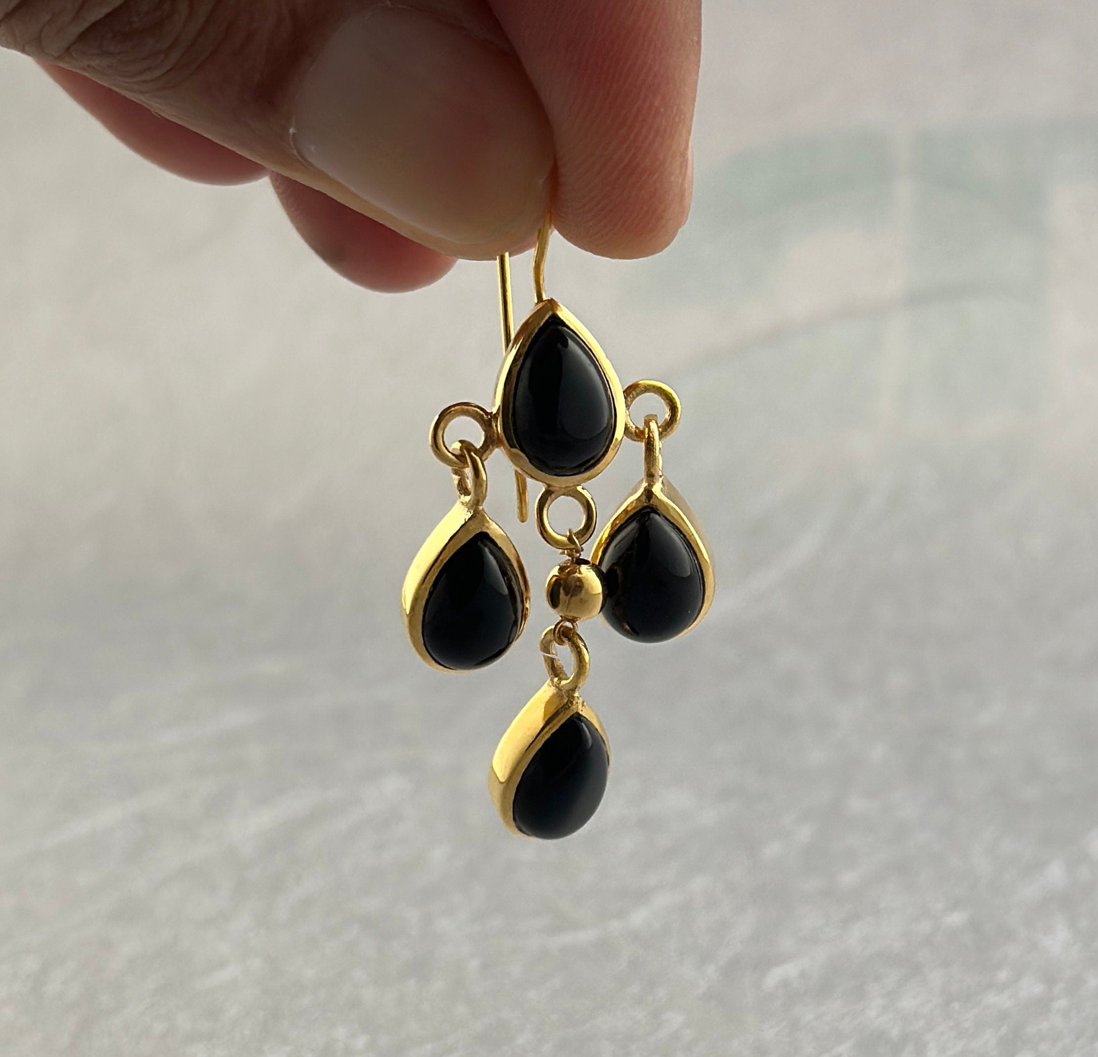 Black Onyx earrings, Long Dangle Earrings, Dainty Gold Earrings, Black Gemstone Earrings, Handmade Jewelry, Gift for Mom, Bridesmaid Gifts