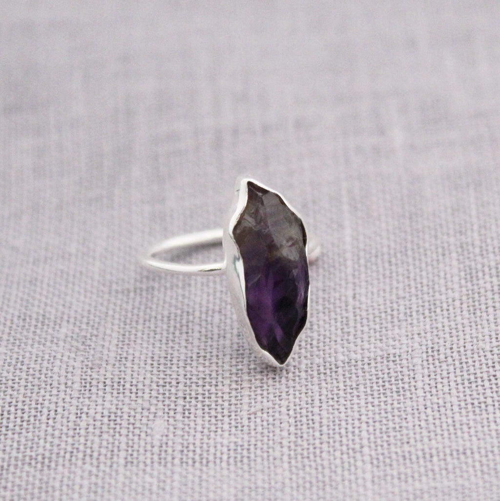 Raw Amethyst Ring, Sterling Silver 925 Ring, Raw Purple crystal, Minimalist Promise, Handmade Dainty Gemstone