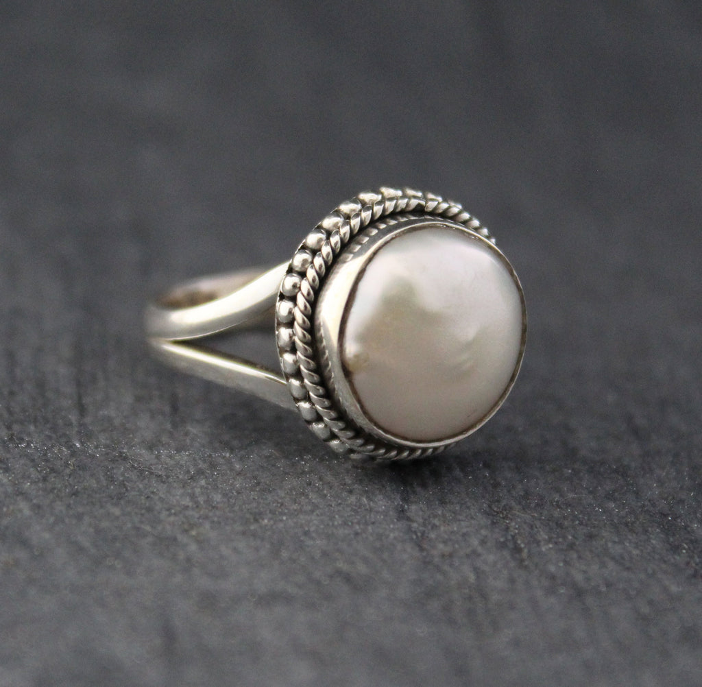 Vintage Pearl Ping, Statement Ring, Engagement Ring, Freshwater Pearl Ring, June Birthstone, Mother's Day Gift For Her, pearlrings