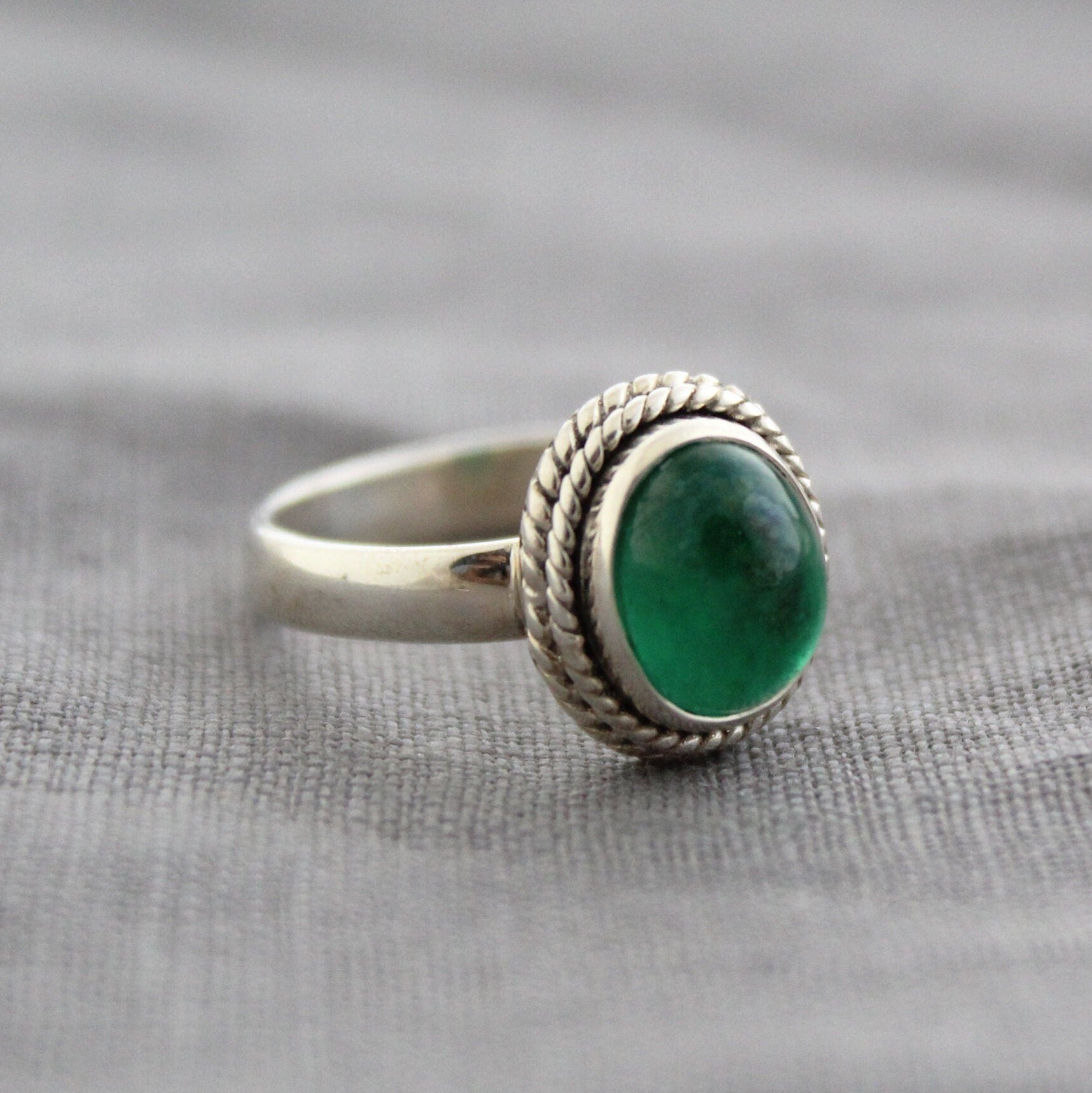 Emerald Ring, 925 Sterling Silver Rings, May Birthstone Jewelry, Handmade Vintage Jewelry, Birthstone Ring, Dainty Ring, Stacking Ring